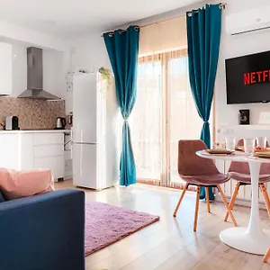 Apartament Downtown Boutique - Blue & Pink, Bucureşti